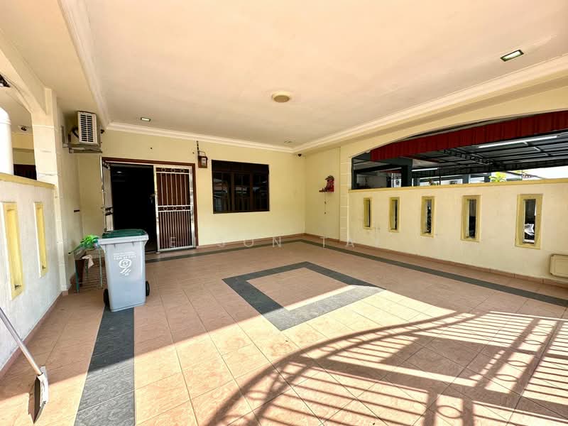 2-storey Terraced House for Sale in Taman Bukit Katil Indah (Bukit Katil) - Elson Tay - Exterior - PropertyGuru.com.my