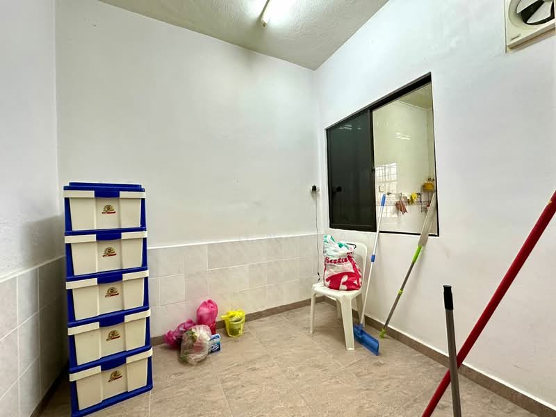 2-storey Terraced House for Sale in Taman Bukit Katil Indah (Bukit Katil) - Elson Tay - Interior - PropertyGuru.com.my