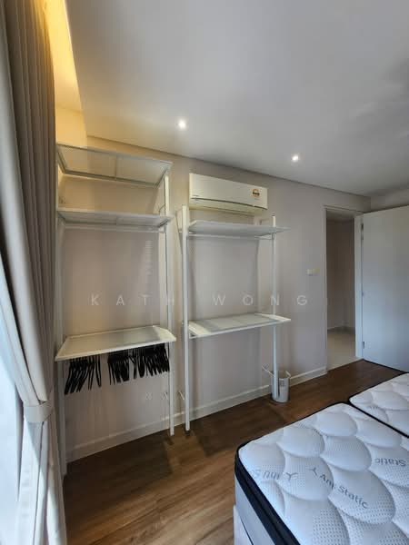 Kondominium untuk Disewa di Vivo Residential Suites - Kath Wong - Bedroom - PropertyGuru.com.my
