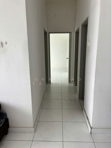 Service Residence for Rent at Bsp Skypark - Muhammad Taufeeq - Corridor - PropertyGuru.com.my