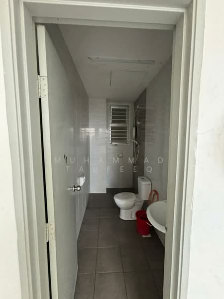 Service Residence for Rent at Bsp Skypark - Muhammad Taufeeq - Bathroom - PropertyGuru.com.my