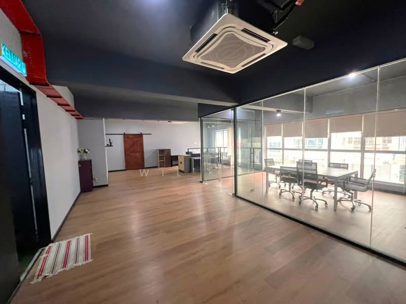 Bandar Bukit Mahkota Corner Shop Office untuk Untuk Disewa - RM 4,000 /bulan, Apr 2026 - Interior - PropertyGuru.com.my