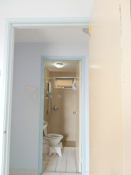 Condominium for Sale at The Tamarind - Evan Goh - Bathroom - PropertyGuru.com.my