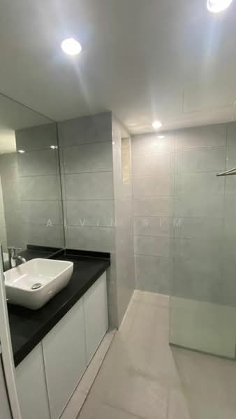 Apartment for Rent at Mawar Apartment - Alvin Sim - Bathroom - PropertyGuru.com.my
