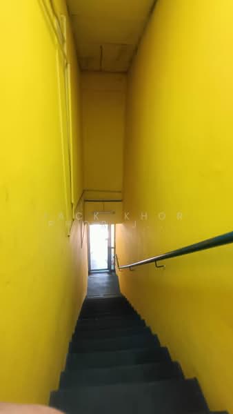 Shop / Office for Rent in Bandar Bukit Raja (Klang) - Jack Khor Phor Jiing - Corridor - PropertyGuru.com.my