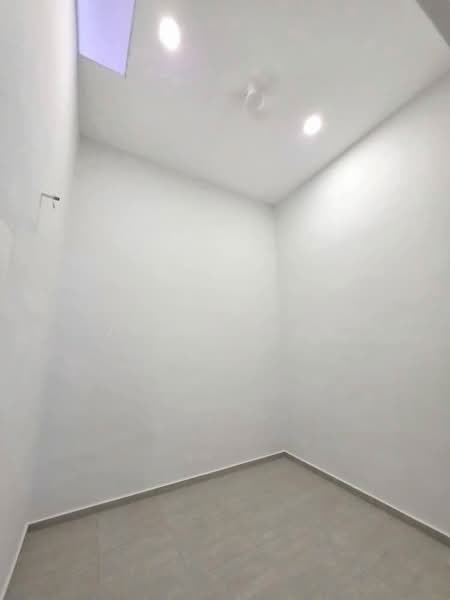 1-storey Terraced House for Sale in Tampoi (Johor) - Joyen Pun - PropertyGuru.com.my