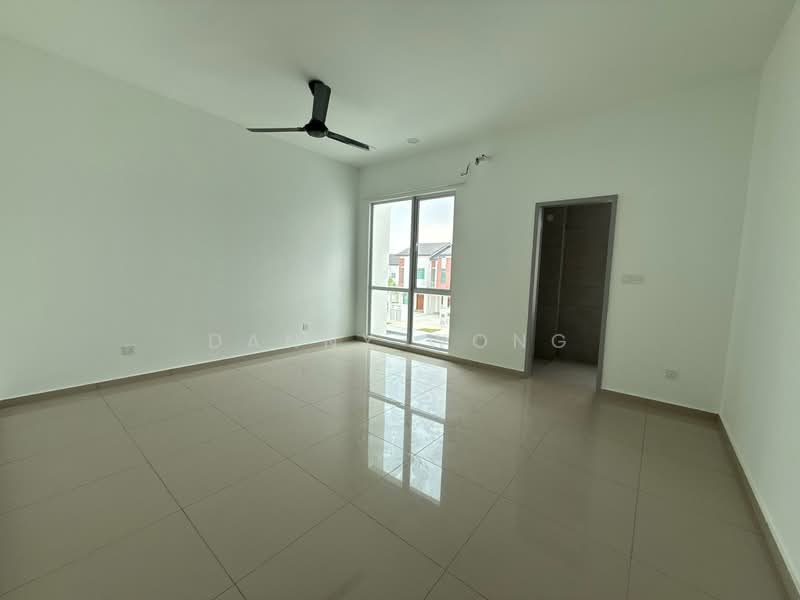Rumah Teres 2 Tingkat untuk Disewa di Bandar Gamuda Gardens (Rawang) - Danny Wong - Living Room - PropertyGuru.com.my