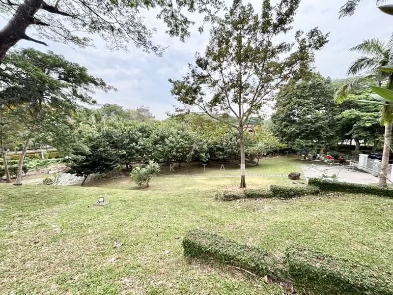 Bungalow for Sale in Leisure Farm (Gelang Patah) - Yik Tat - Garden - PropertyGuru.com.my