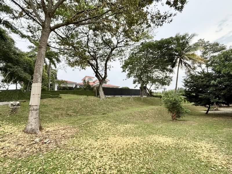 Bungalow for Sale in Leisure Farm (Gelang Patah) - Yik Tat - Exterior - PropertyGuru.com.my