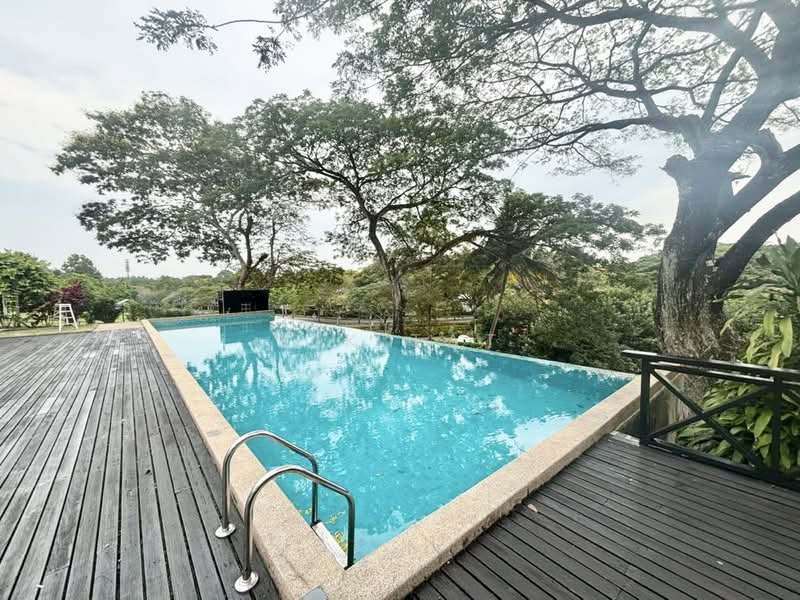 Bungalow for Sale in Leisure Farm (Gelang Patah) - Yik Tat - Exterior - PropertyGuru.com.my