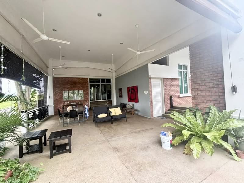 Bungalow for Sale in Leisure Farm (Gelang Patah) - Yik Tat - Exterior - PropertyGuru.com.my