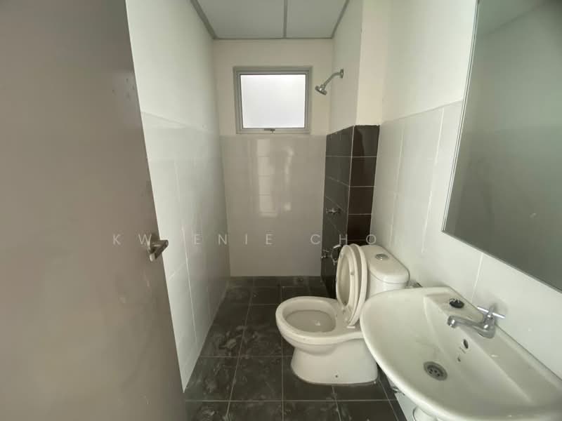 Apartment for Sale at Residensi Alam Damai (PR1MA @ Alam Damai) - Kweenie Chong - Bathroom - PropertyGuru.com.my