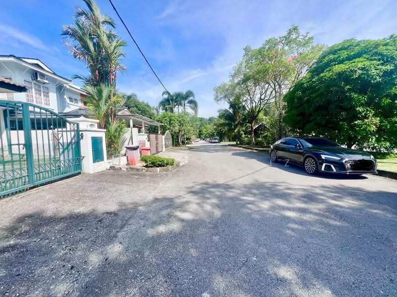 2-storey Terraced House for Sale in Petaling Jaya (Selangor) - Saiful Hafiz Ismail - Exterior - PropertyGuru.com.my