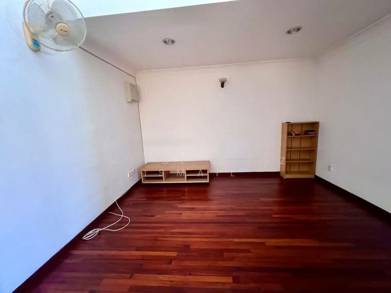 2-storey Terraced House for Sale in Petaling Jaya (Selangor) - Saiful Hafiz Ismail - Living Room - PropertyGuru.com.my