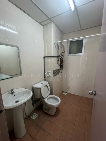 Servis Apartment untuk Dijual di Metropolitan Square - Charmaine Tan - Bathroom - PropertyGuru.com.my