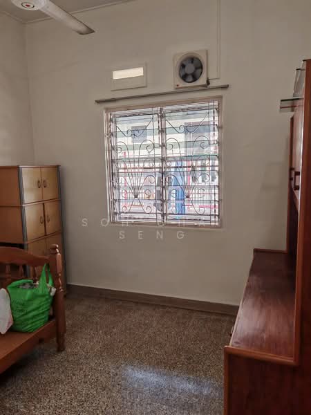 Semi-Detached House for Sale in Taman Century (Johor Bahru) - Soh Chai Seng - Bedroom  - PropertyGuru.com.my