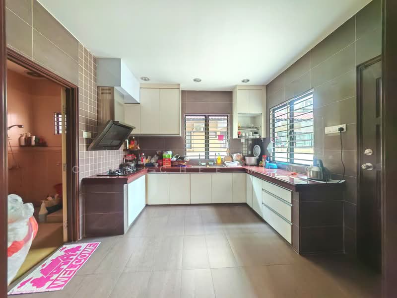 Laman Residen Kipark Sri Utara untuk Untuk Dijual - RM 1,550,000, Apr 2026 - Kitchen - PropertyGuru.com.my