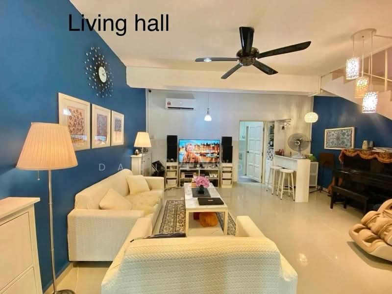 2-storey Terraced House for Sale in Saleng (Senai) - Daniel Yong - Living Room - PropertyGuru.com.my