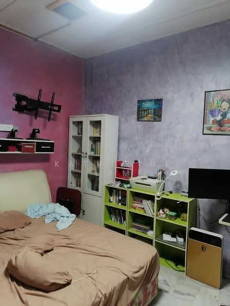1-storey Terraced House for Sale in Taman Bukit Kuchai (Bandar Kinrara) - Katherine Lam - Bedroom - PropertyGuru.com.my