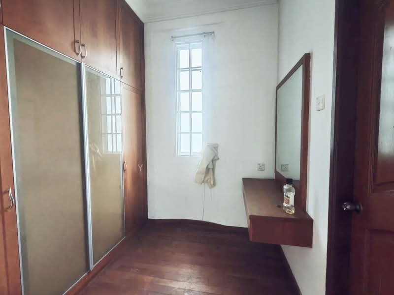 Bungalow for Sale in Kampung Mohd Amin (Johor Bahru) - Yik Tat - Bedroom - PropertyGuru.com.my