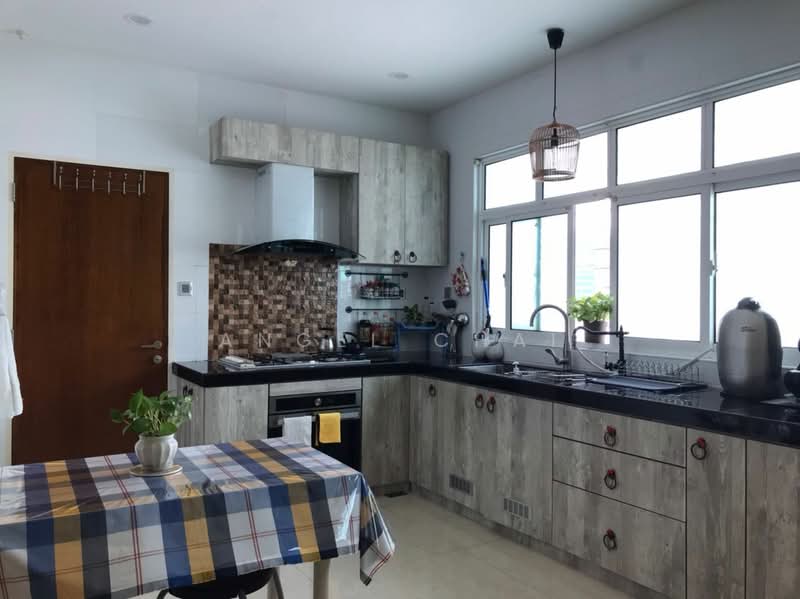 Taman Taming Indah 2 untuk Untuk Dijual - RM 1,500,000, Apr 2026 - Kitchen - PropertyGuru.com.my