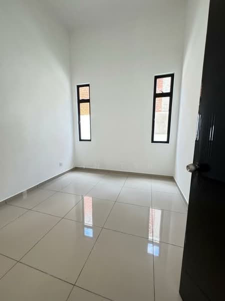 Semi-Detached House for Sale in Bandar Putra (Kulai) - Win Tan - PropertyGuru.com.my