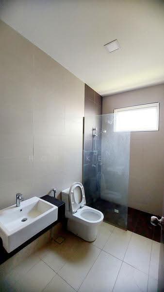 Semi-Detached House for Rent in Setia Eco Park (Setia Alam) - Ng Tun Hoh (Kenny Ng) - Bathroom - PropertyGuru.com.my