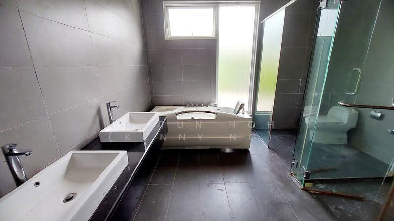 Semi-Detached House for Rent in Setia Eco Park (Setia Alam) - Ng Tun Hoh (Kenny Ng) - Bathroom - PropertyGuru.com.my
