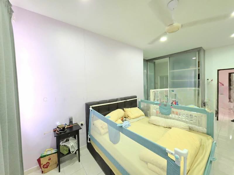 Seksyen 23 untuk Untuk Dijual - RM 675,000, Apr 2026 - Bedroom - PropertyGuru.com.my