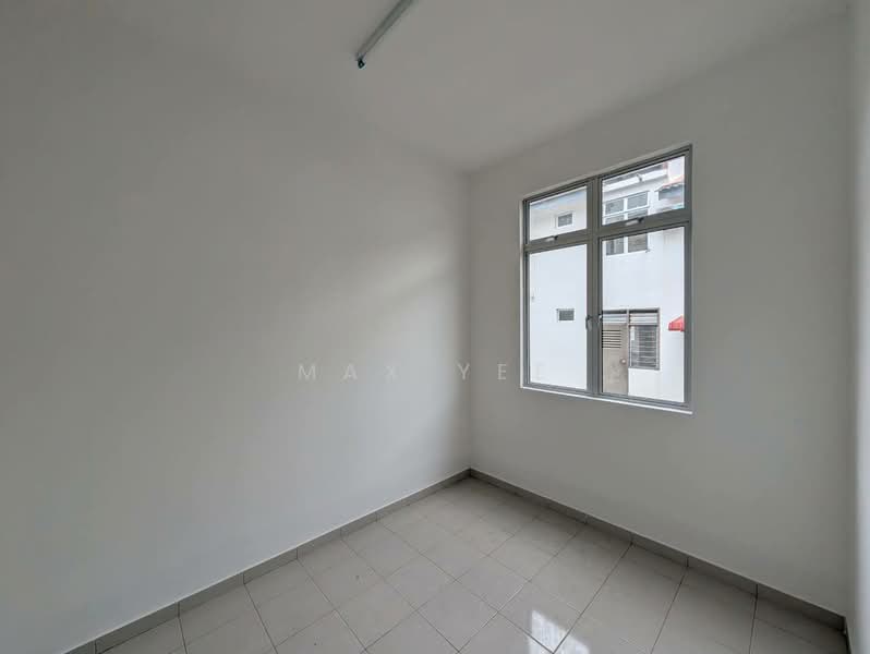 Townhouse for Rent in Kelapa Sawit (Kulai) - Max Yee - Interior - PropertyGuru.com.my