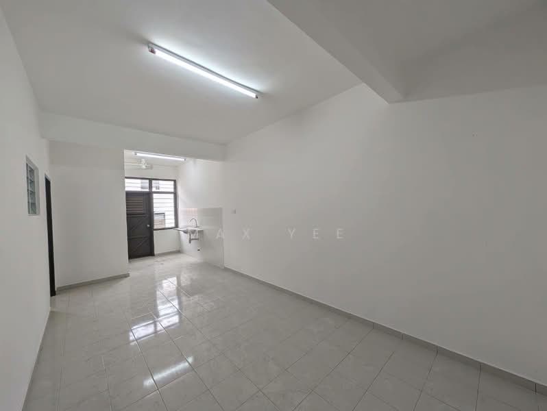 Townhouse for Rent in Kelapa Sawit (Kulai) - Max Yee - Interior - PropertyGuru.com.my