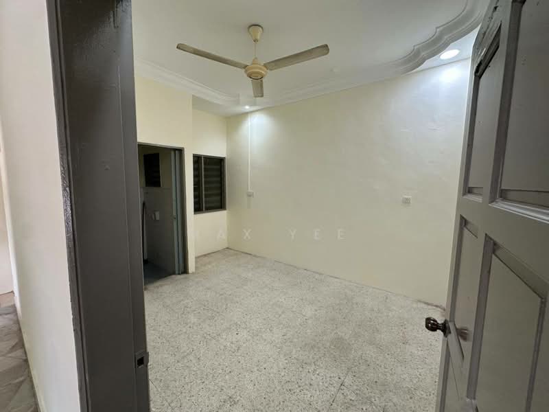 Rumah Teres 1 Tingkat untuk Disewa di Taman Putri Kulai (Kulai) - Max Yee - Interior - PropertyGuru.com.my