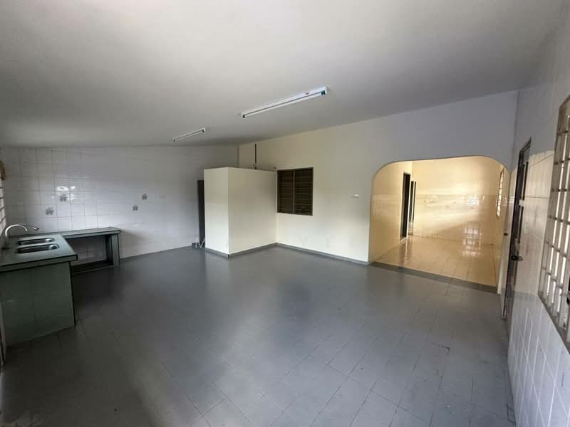 Rumah Teres 1 Tingkat untuk Disewa di Taman Putri Kulai (Kulai) - Max Yee - Interior - PropertyGuru.com.my