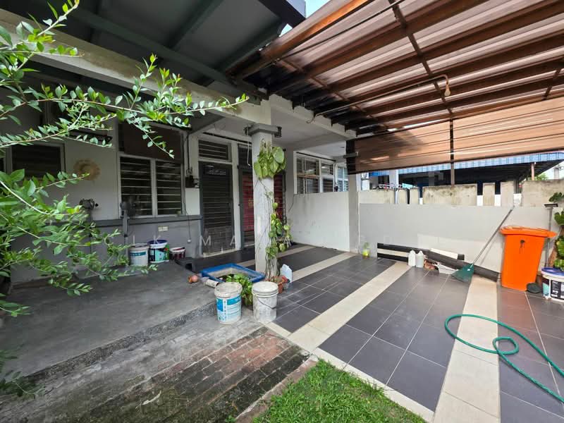 Terraced House for Sale in Jenjarom (Selangor) - Cik Maya Abdul - Exterior - PropertyGuru.com.my