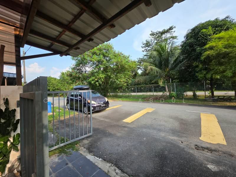 Terraced House for Sale in Jenjarom (Selangor) - Cik Maya Abdul - Exterior - PropertyGuru.com.my
