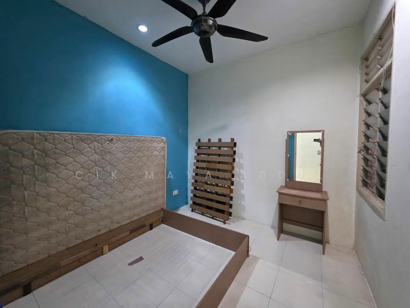 Terraced House for Sale in Jenjarom (Selangor) - Cik Maya Abdul - Bedroom - PropertyGuru.com.my