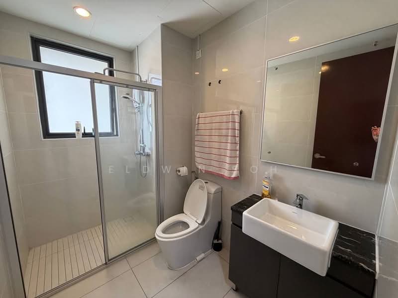 Condominium for Rent at Bay Point @ Country Garden Danga Bay - Eldwin Soh - Bathroom - PropertyGuru.com.my