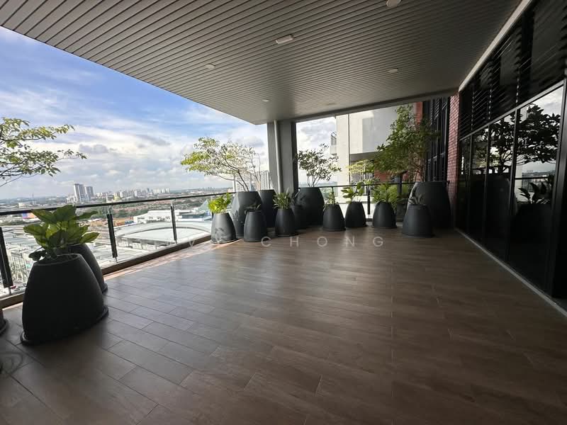 Office for Rent in Bandar Puteri Puchong (Puchong) - Ivy Chong - Balcony - PropertyGuru.com.my