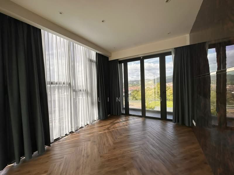 Bungalow for Sale in Johor Bahru (Johor) - Pauline Ng - View - PropertyGuru.com.my