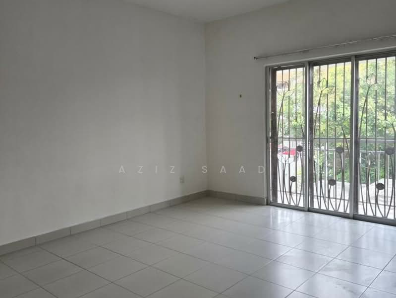 Aman Putri untuk Untuk Disewa - RM 1,500 /bulan, Apr 2026 - Living Room - PropertyGuru.com.my