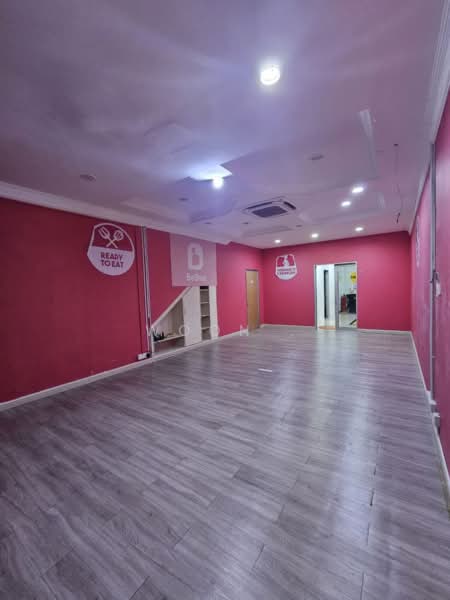 Shop for Rent in Taman Bukit Beruang Permai (Bukit Baru) - Woon . - Interior - PropertyGuru.com.my
