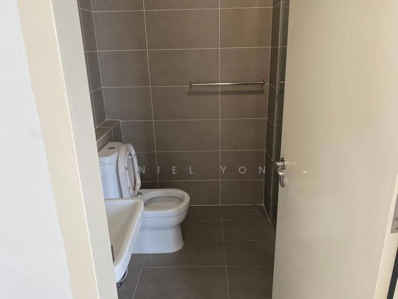 Service Residence for Rent at D'Pristine - Daniel Yong - Bathroom - PropertyGuru.com.my