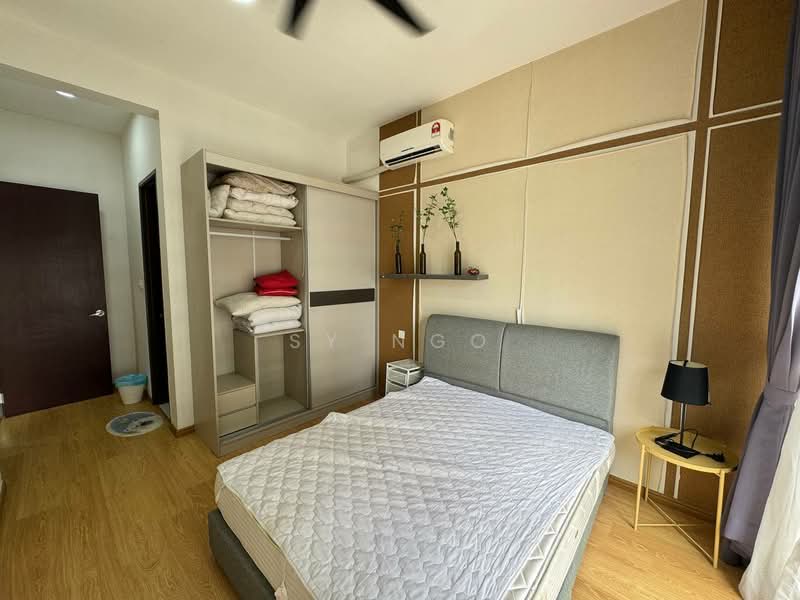 Condominium for Rent at Kings Bay @ Country Garden Danga Bay - SY Ngo - Bedroom - PropertyGuru.com.my