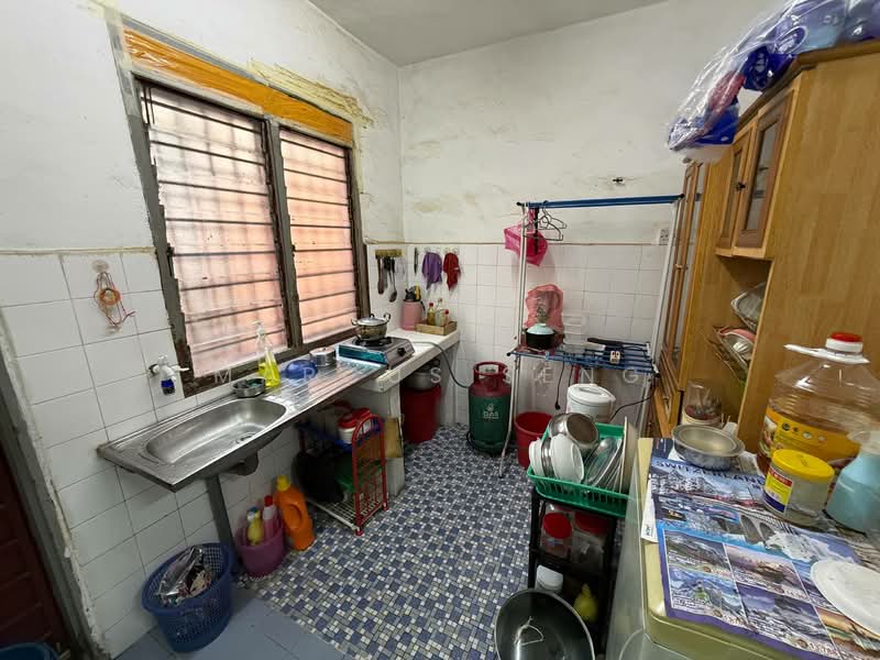 Klebang Jaya untuk Untuk Dijual - RM 252,000, Apr 2026 - Kitchen - PropertyGuru.com.my