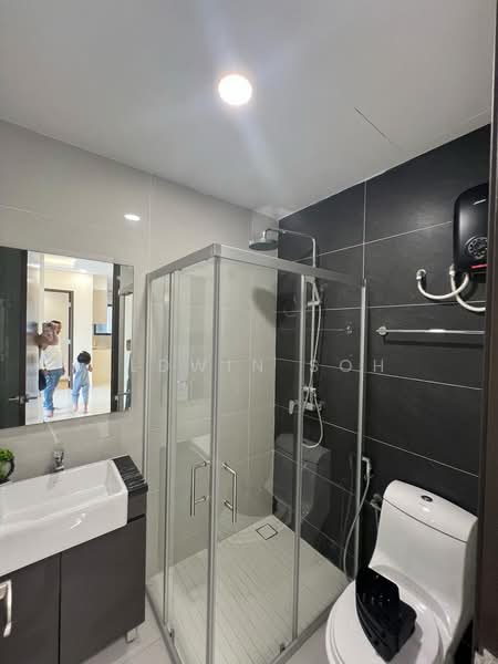 Condominium for Rent at Amberside @ Country Garden Danga Bay - Eldwin Soh - Bathroom - PropertyGuru.com.my