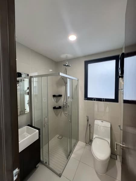 Condominium for Rent at Amberside @ Country Garden Danga Bay - Eldwin Soh - Bathroom - PropertyGuru.com.my