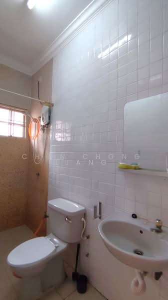 Rumah Teres 2 Tingkat untuk Dijual di Bandar Bukit Puchong (Puchong) - Chan Chong Liang - Bathroom - PropertyGuru.com.my