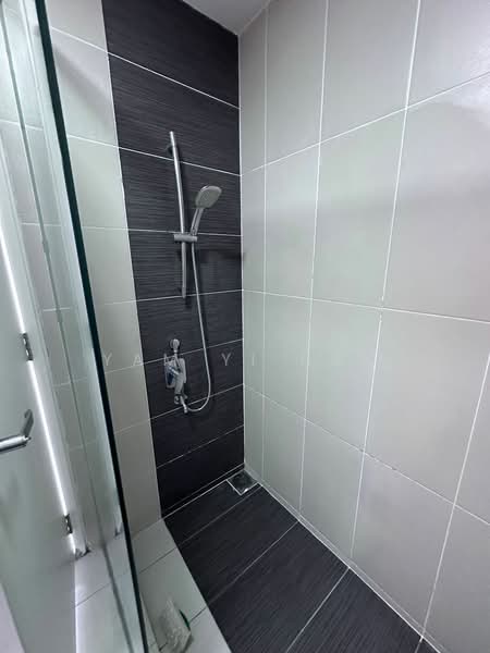 Kanvas SOHO untuk Untuk Disewa - RM 1,150 /bulan, Apr 2026 - Bathroom - PropertyGuru.com.my