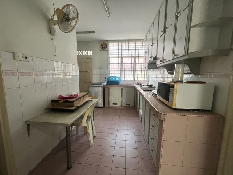 2-storey Terraced House for Rent in Bukit Baru (Melaka) - Woon . - Kitchen - PropertyGuru.com.my