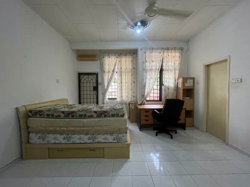 2-storey Terraced House for Rent in Bukit Baru (Melaka) - Woon . - Bedroom - PropertyGuru.com.my